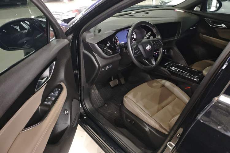 Used Buick Envision 2022 Encore Plus 652T Five-Seat Luxury Model
