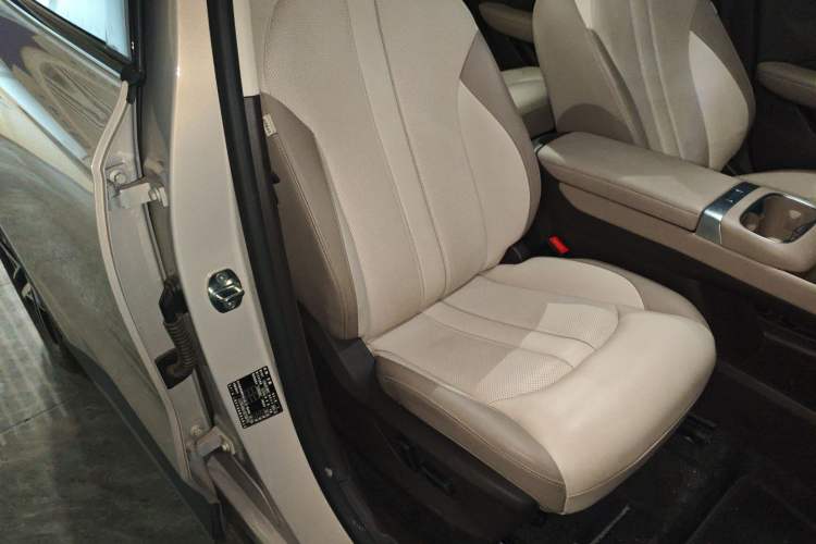 Used MG ES5 2025 525max Rear-Drive Intelligent Driving Version