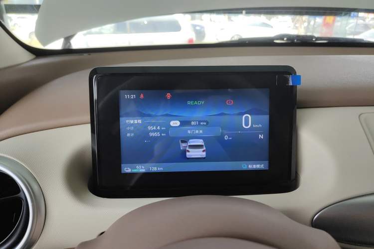 Used Wuling Hongguang MINIEV 2025 Four-Door Version Advanced Edition Instrument Cluster