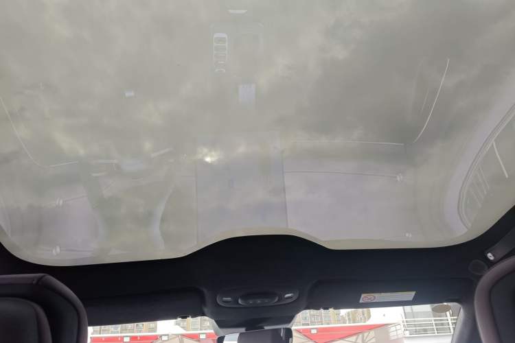 Used Xiaomi Auto SU7 2024 Four-Wheel Drive Ultra-Long Range Advanced Intelligent Driving Max Edition
