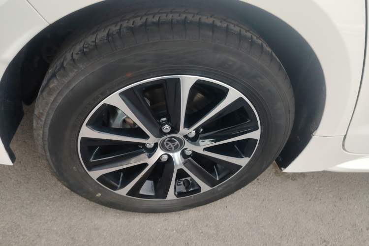 Used Toyota Levin 2024 Smart Electric Hybrid Dual-Engine 1.8L Leading Edition Right Rear Wheel Hub