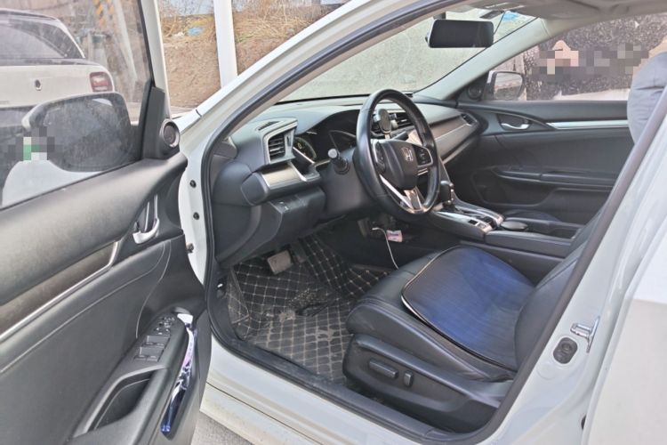 Used Honda Civic 2016 220TURBO CVT Prestige Edition
