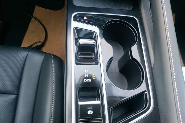 Used Bestune B70 2025 Dragon Edition 1.5T Enjoyment Model
