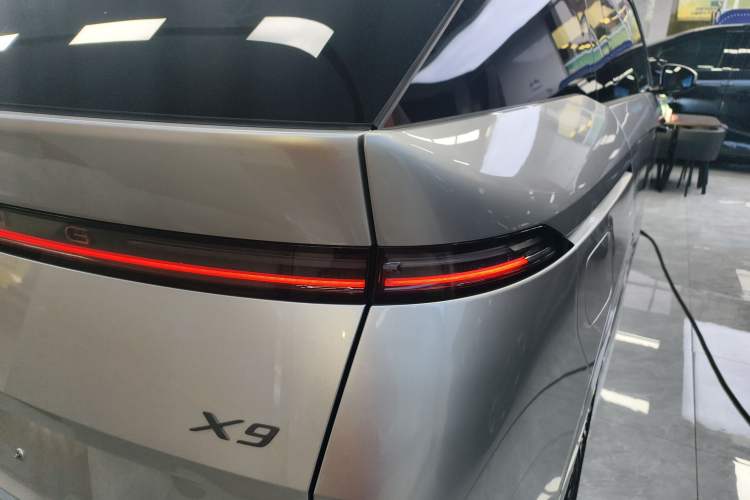 Used XPeng X9 2025 650 Long-Range Max