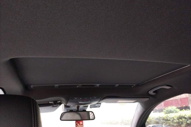 Used Mercedes-Benz GLC Coupe 2017 GLC 260 4MATIC Coupe SUV
