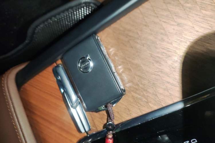 Used Volvo S90 2024 B5 Zhiyi Luxury Edition Vehicle Key