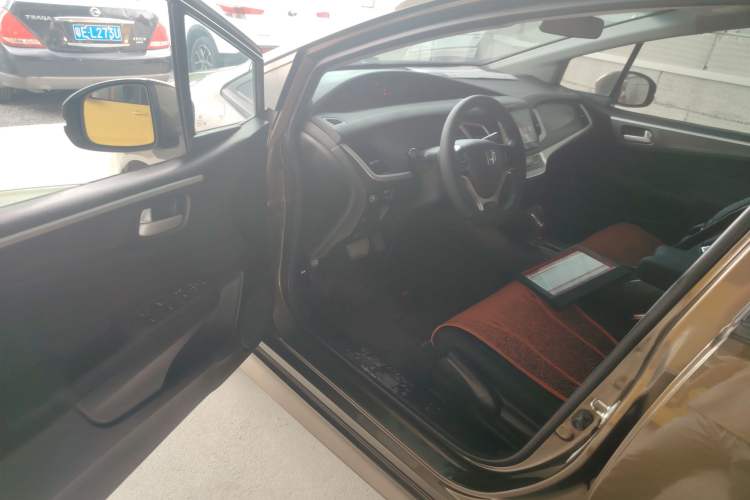 Used Honda Jade 2017 1.8L Automatic Classic Edition 5 seats
