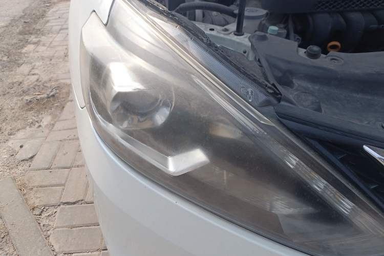 Used Nissan Sylphy 2018 1.6XV CVT Deluxe Edition Right Front Headlight