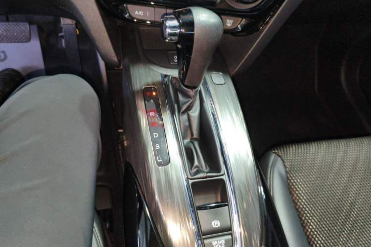 Used Honda XR-V 2017 1.8L EXi CVT Comfort Version