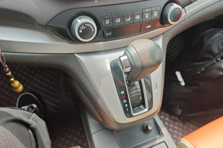 Used Honda CR-V 2012 2.0L two-wheel drive urban version Gear Lever