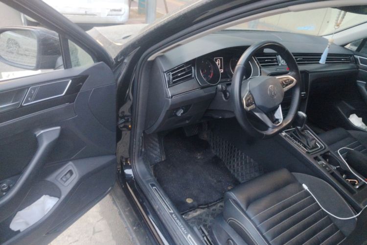 Used Volkswagen Magotan 2020 330TSI DSG Leading Model Driver Seat