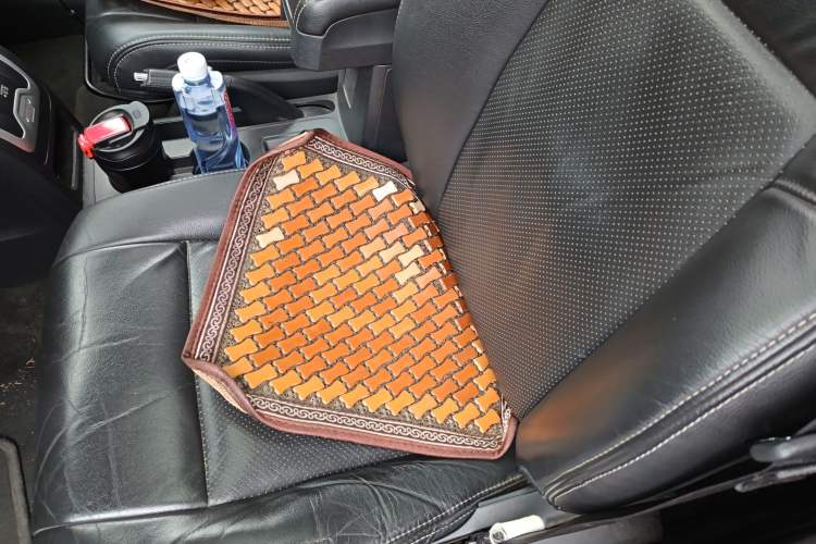 Used Jeep Compass 2014 2.0L two-wheel drive luxury version Left Front Seat