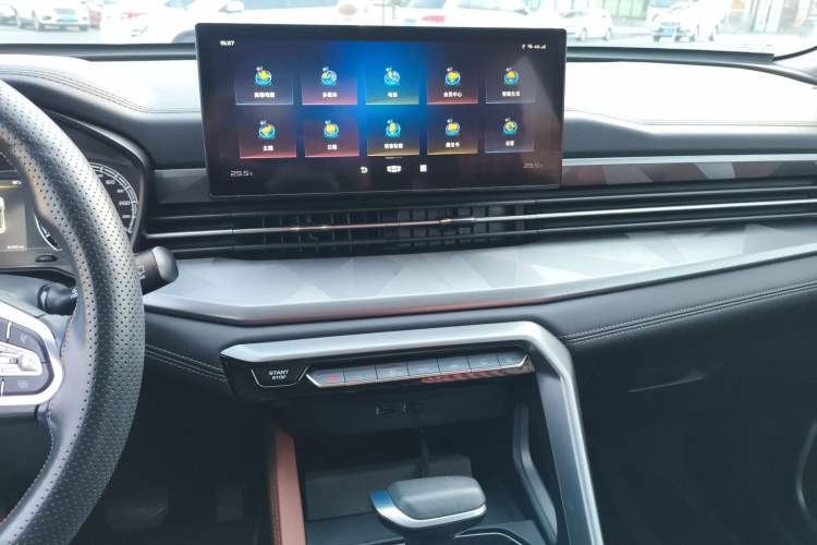 Used Geely Auto Vision X6 2021 PRO 1.4T Automatic Prestige Model Audio And AC Panel