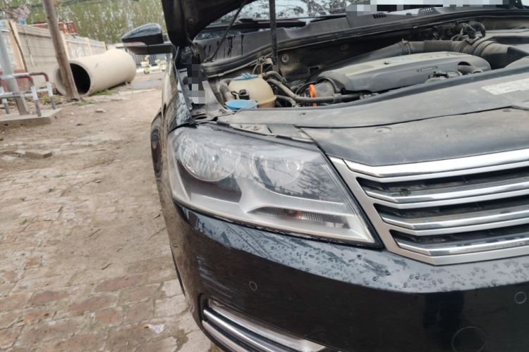 Used Volkswagen Magotan 2013 1.8TSI Premier Model Right Front Headlight