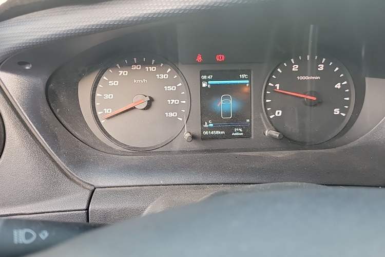 Used Iveco Eurocargo 2021 2.0T Manual Super Rui Long Wheelbase Short Overhang High Roof Side-Sliding Door F1A Odometer Close Up