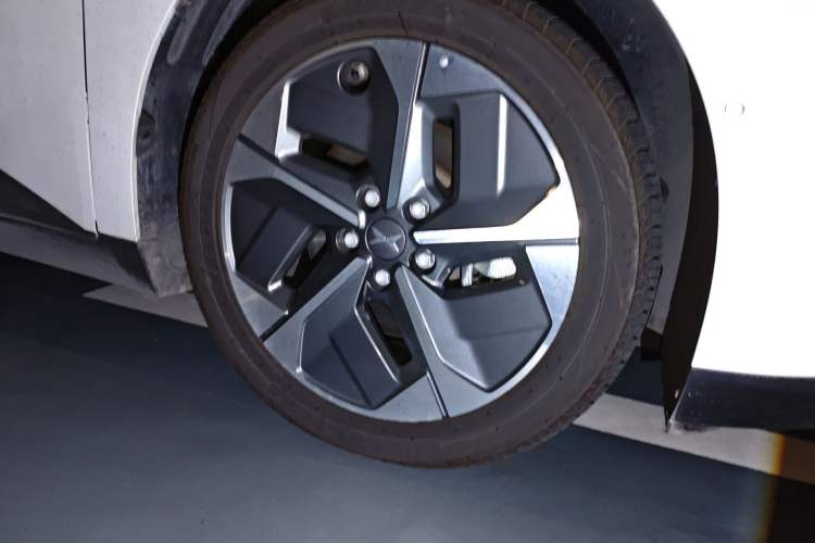 Used XPeng MONA M03 2024 620 with Ultra-Long Range