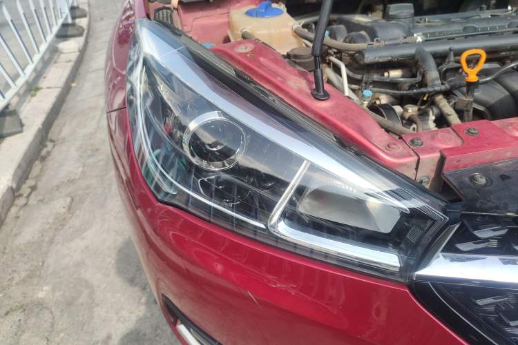 Used Chery Arrizo 5 2017 1.5L CVT Luxury Edition Right Front Headlight