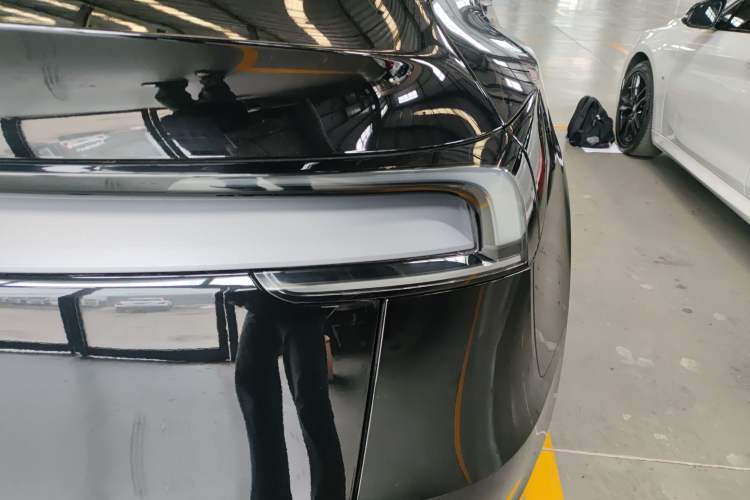 Used Tesla Model Y 2025 Updated Version Long-Range All-Wheel Drive