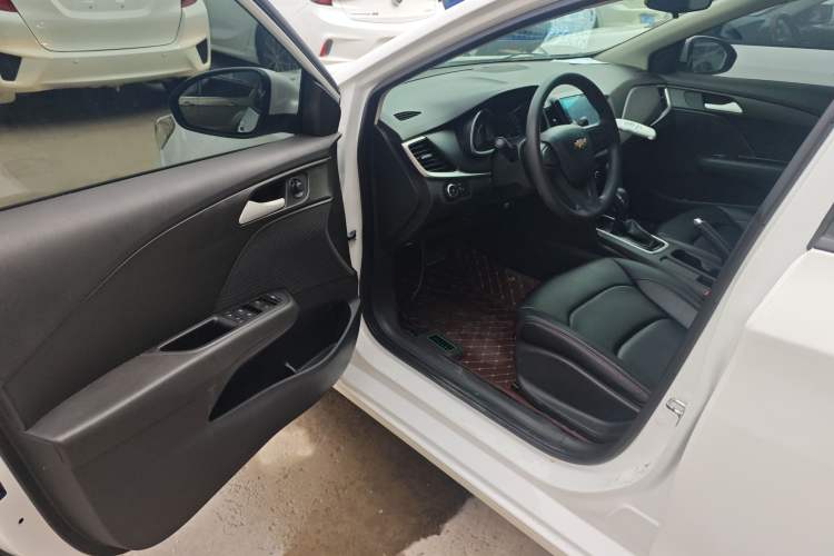 Used Chevrolet Cavalier 2016 1.5L Automatic Enjoyment Edition Driver Seat