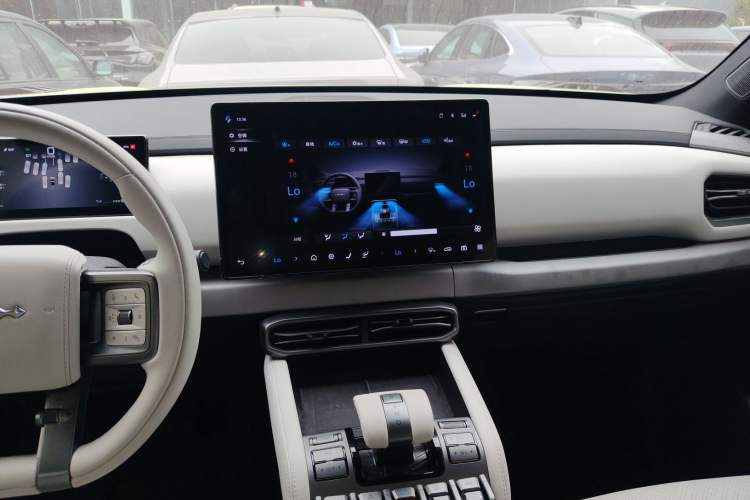 Used Formula Leopard Titanium 3 2025 501KM All-Wheel Drive Intelligent Driving Ultra Version