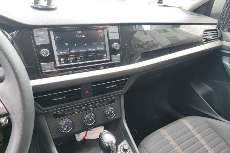 Used Volkswagen Lavida 2019 280TSI DSG Comfort Edition China VI standard Audio And AC Panel