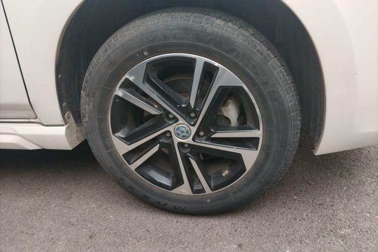 Used Venucia T70 2018 2.0L CVT Smart Enjoyment Version Right Front Wheel Hub