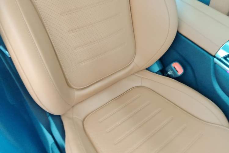 Used Mercedes-Benz GLC 2024 Refreshed GLC 300 L 4MATIC Dynamic Version 5 Seats