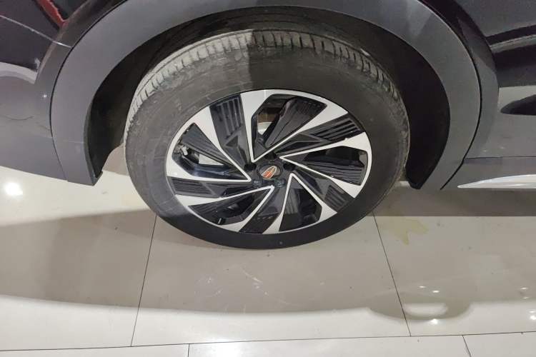 Used Hongqi HS7 PHEV 2024 2.0T PHEV Four-Wheel Drive Flagship Edition 6 Seats
