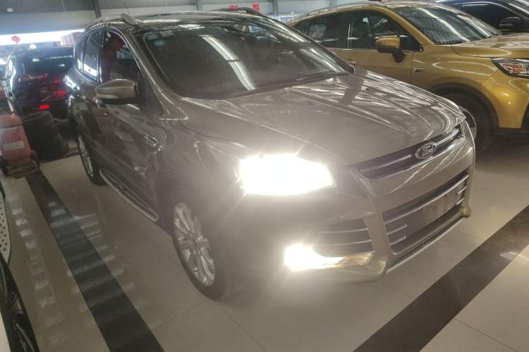 Used Ford Kuga 2013 1.6L GTDi Two-Wheel-Drive Trend Model