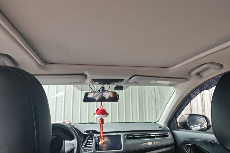 Used Honda Vezel 2020 1.5L CVT Pioneer Edition Headliner