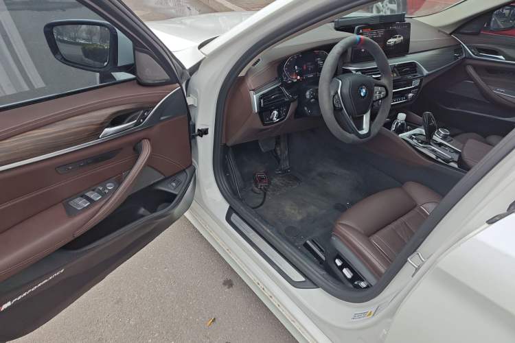 Used BMW 5 Series 2022 Second Facelift 530Li Luxury Edition Premium Package