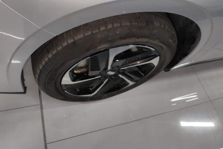 Used Geely Galaxy L6 2025 EM-i 140km Starship Edition