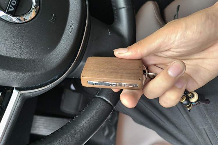 Used Volvo S60 2021 T4 Zhiyuan Luxury Edition Vehicle Key