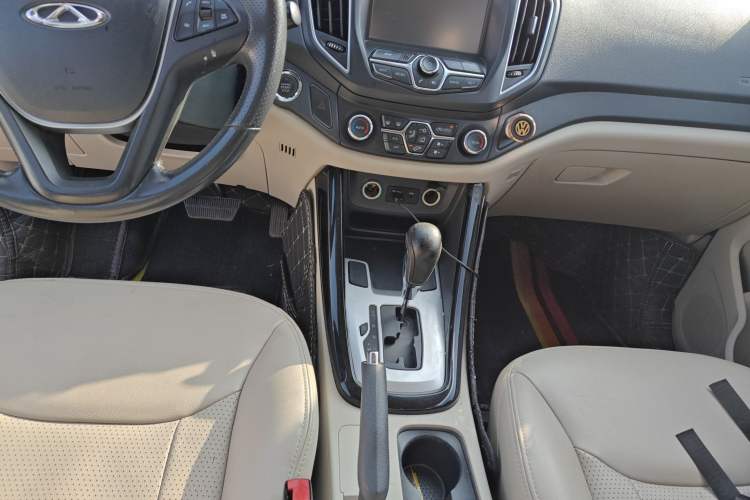 Used Chery Tiggo 5 2014 2.0L CVT Family Deluxe Edition
