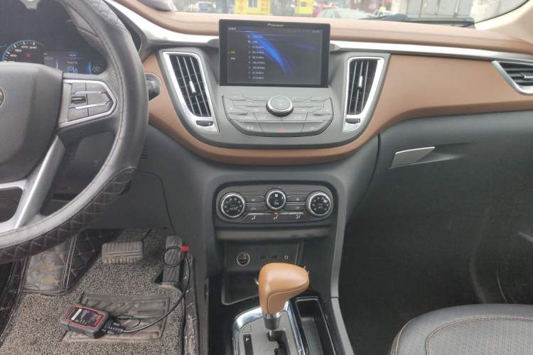 Used Soueast DX7 2017 1.5T Automatic Luxury Model