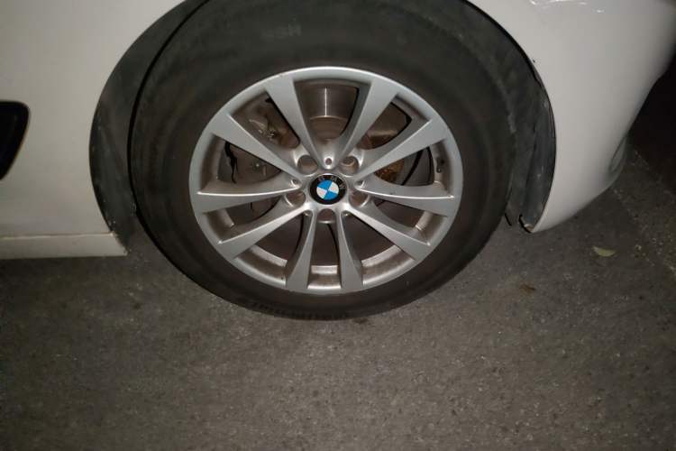 Used BMW 3 Series GT 2017 320i Sport Edition
