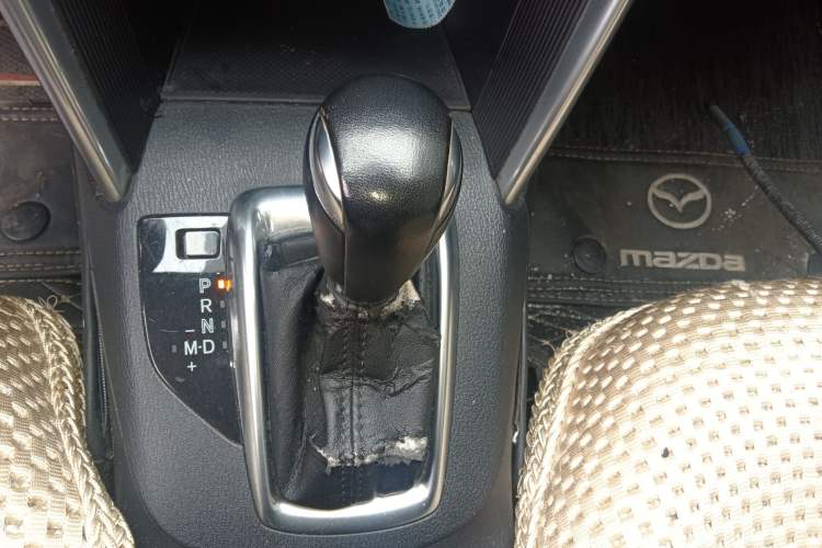 Used Mazda CX-5 2015 2.0L Automatic 2WD Comfort Edition Gear Lever