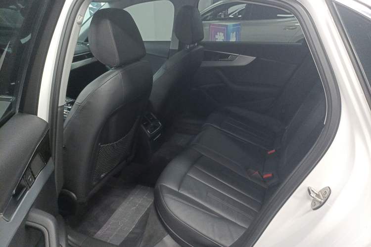 Used Audi A4L 2019 40 TFSI Fashion Version China V Left Rear Seat