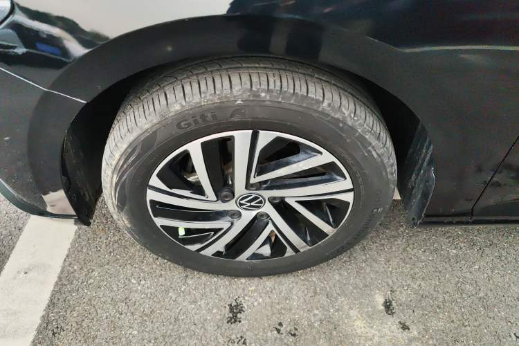 Used Volkswagen Lavida 2023 1.5L Automatic 5 Million Edition Exterior 4