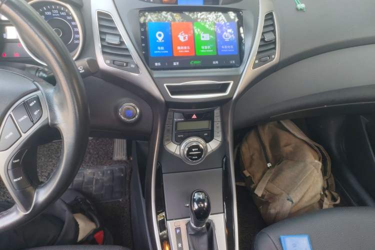 Used Hyundai Elantra (5th Generation / Langdong) 2013 1.6L Automatic Luxury Model