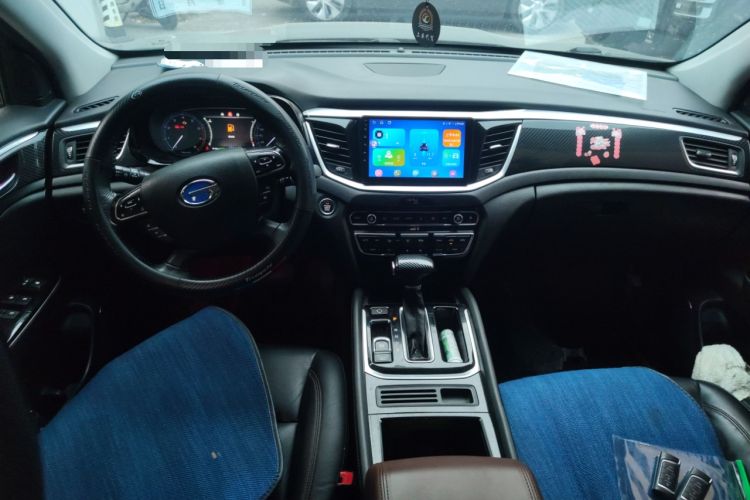 Used GAC Trumpchi GS7 2017 280T Two-Wheel Drive Luxury Model
