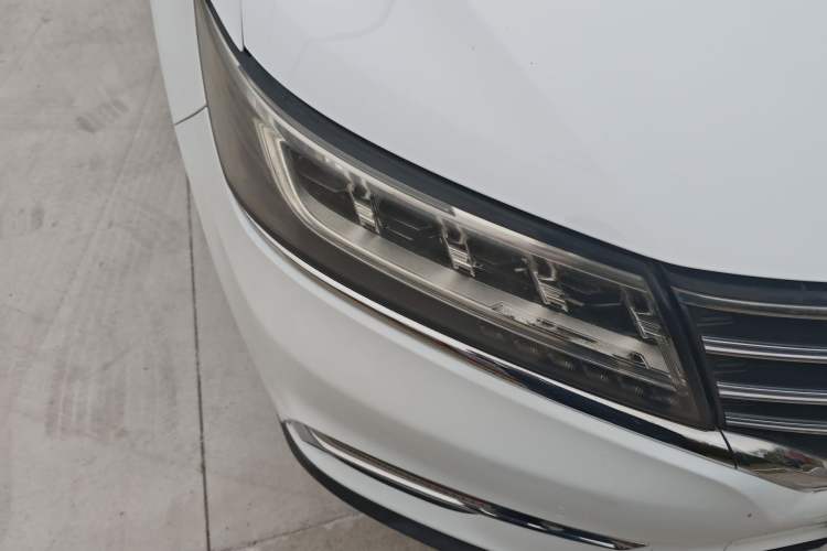 Used Roewe RX5 2016 20T Two-Wheel Drive Automatic Internet Smart Edition