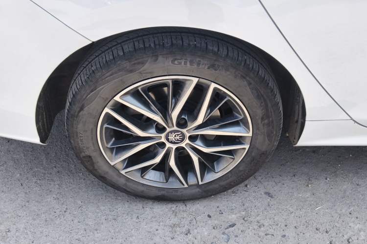 Used BYD Qin PLUS 2024 Honor Edition EV 510KM Leading Model Right Rear Wheel Hub