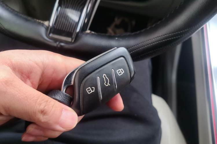 Used Roewe Jing 2022 2.0T Blue Whale Edition Vehicle Key