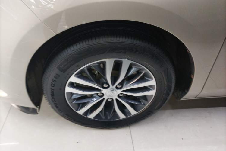 Used Buick GL8 2021 ES Landtrek 653T Comfort Edition

