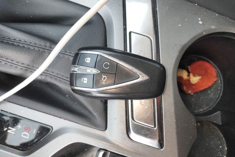 Used CHANGAN CS35PLUS 2021 Blue Whale NE 1.4T DCT Prestige Model
