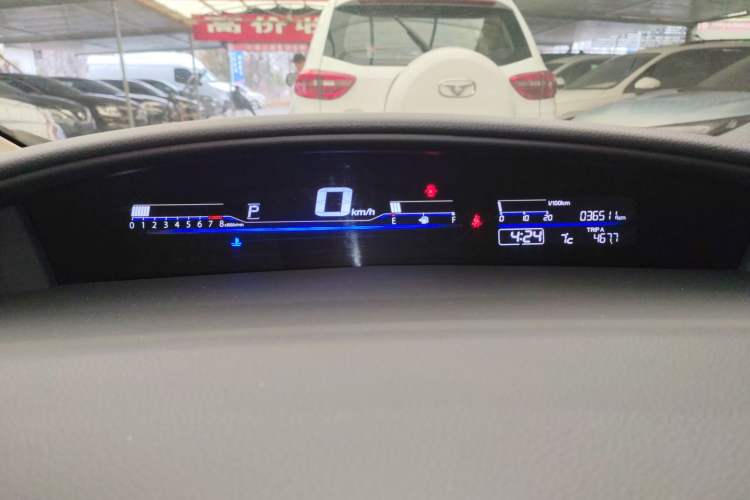 Used Honda Jade 2017 1.8L automatic Comfort version 5 seats