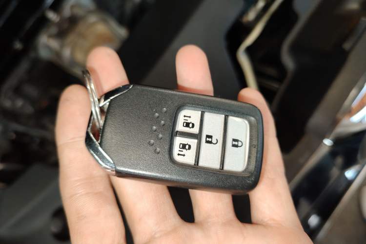 Used Honda Elysion 2016 2.4L Supreme Edition