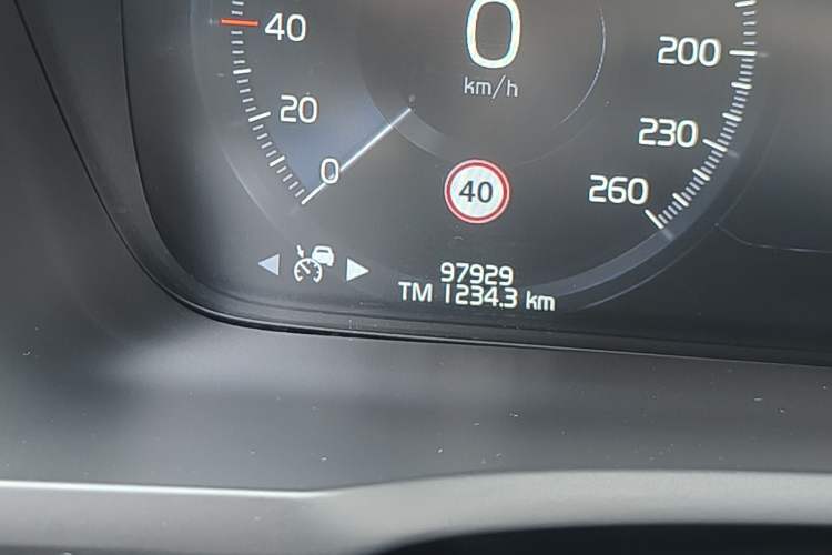 Used Volvo XC90 2019 T6 Zhiyi Edition 7-Seater China V Emission Standard