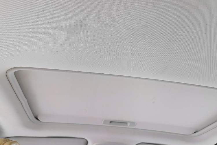 Used Citroen C4L 2015 1.2T Automatic Luxury Edition Headliner